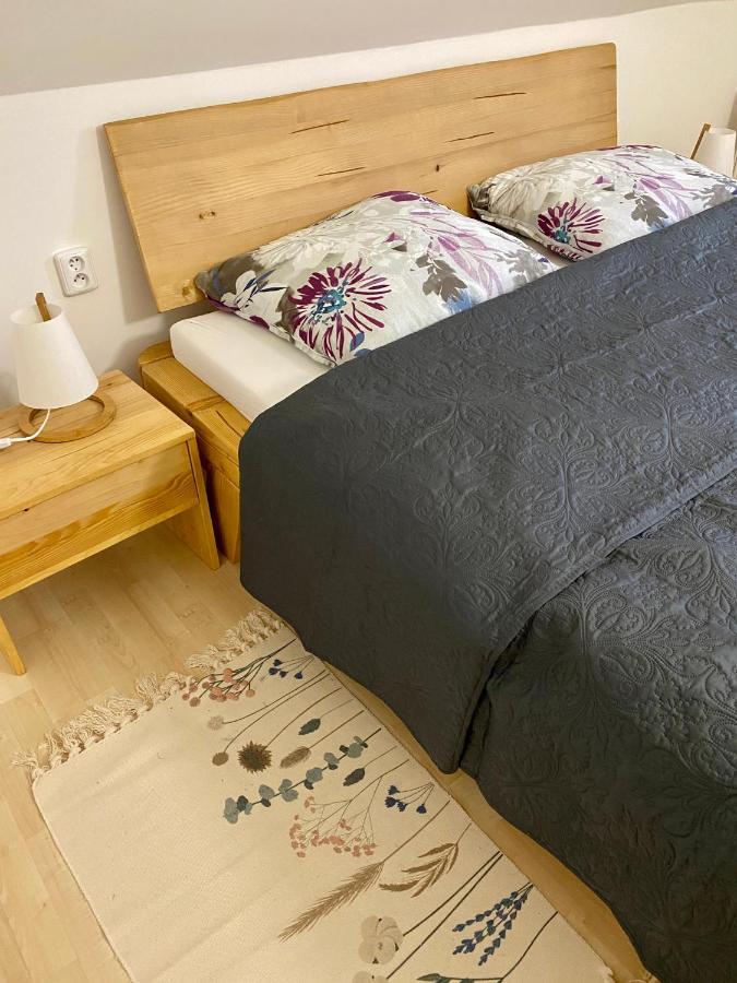 Willa Camphouse Chvalšiny Zewnętrze zdjęcie